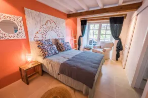 Fully renovated farmhouse, swimming pool, 33-hectare estate, 3 terraces - Image 4