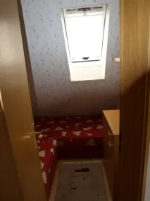 1/2 casa costruita direttamente sulla casa con ingresso indipendente su 2 piani - Image 3