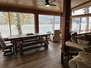 Serenity LakeHouse on Mabel Lake - Hot tub & 105 feet of beach - Image 5