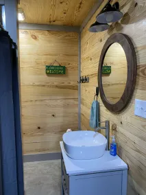 John Deere Tiny House #275 at Copperas Creek - Image 3