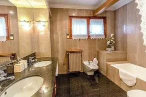 Picturesque Costa Brava Countryside Villa - Image 5