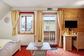 Room 'Doppelzimmer Mit Balkon 28' with Shared Garden, Balcony and Wi-Fi - Image 5