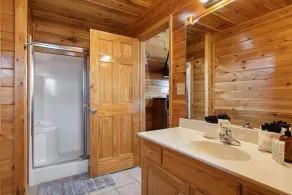 Smoky Mountain Lodge 6 Bedroom Cabin by RedAwning - Image 2