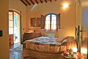 Cozy pet friendly private pool cottage in Tuscany - Image 4