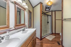 Island Creek Getaway + Party Pad med Gorgeous Lake & Sunset Views! - Image 2