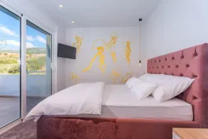 Luxurius Villa Aria with heated 45sqm pool, jacuzzi and seaview - Image 5