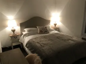 Bella casa indipendente con due camere da letto, privato, con 40mq di terrazzo esterno. - Image 3