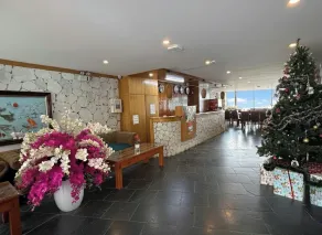 Cloud Chaser Hotel - Image 2