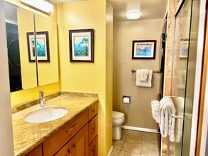Paradies in Kona: Kingsize‑Betten • Klimaanlage • Schritte zum Magic Sands Beach - Image 3