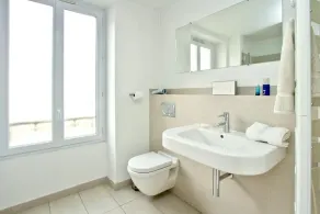 Marais Picasso • 3BR • A/C • Lift - Image 4