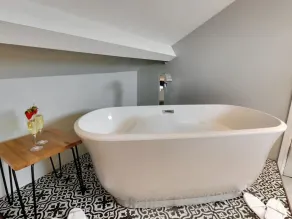 The Nook by Luxury Travel Emporium Asygarth - Image 3