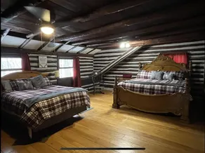 Ski Pine Knob! Ice skating on Walters lake! Indoor fireplace! WiFi! Pool Table! - Image 5