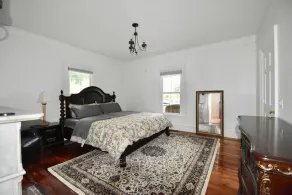 Beautiful Delightful 3BR Downtown Brunswick All King Beds - Image 5