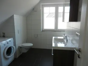 Feel-good oasis with balcony near the Elbe, close to the city center with lots of nature, free WiFi - Image 4