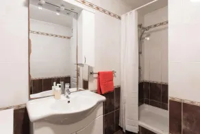 Holiday apartment 250 m from the beach - Image 3