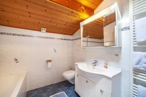 Apartment \"Flieder\" with Mountain View, Pool, Wi-Fi, Balcony and Garden - Image 2