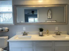 Charming Waterfront House w/ Private Fishing Pier - Image 4