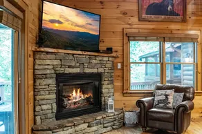 Highland Nook - Pet Friendly | Mountain View | Hot Tub | 3 Kings | Finnish Sauna - Image 4