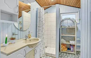 2 Bedroom Lovely Home In Vejers Strand - Image 3