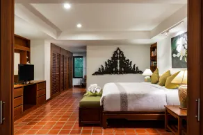 Naiharn beach sands Apartment - Image 4