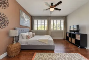 WIND HOUSE Luxury Next to Downtown OldTown Airport SleepTrain Arena Pool Sauna - Image 5