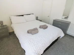 Bolton Terrace - 2 Bedrooms - Sleeps 4 - Image 5
