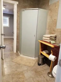 Entire Farm House near Fort Cobb Lake - completely new remodel - Image 3