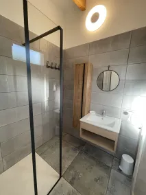 Magnificent new villa between sea and mountains, between Porticcio and Ajaccio - Image 4