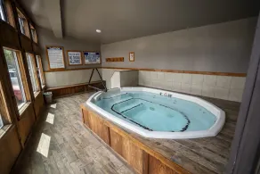 Red Stone Inn - Image 3