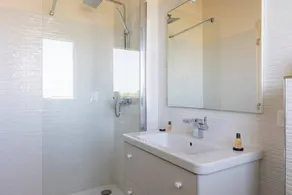 VILLA CALYPSO- 6 bedrooms, sleeps 12, swimming pool, sea view - Image 3