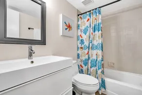 Relaxing townhome in private marina. Pool, tennis & close to Coco Plum Beach. - Image 5