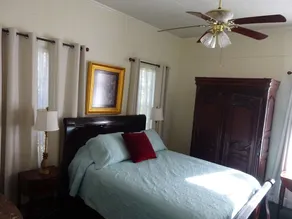 Cajun Jack Cottage on the River - Image 3