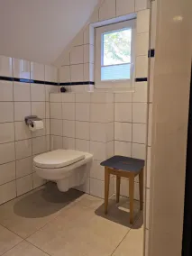 Cozy, detached vacation home with fireplace - Image 5
