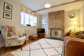 Stunning one bed cottage - Image 5