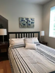 Privat fuldt møbleret studio lejlighed i prestigeområde - Image 5