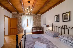 Casa di noci con piscina - Image 3