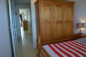 Appartement T3 à la décoration soignée, avec vue dégagée sur la baie - Image 3