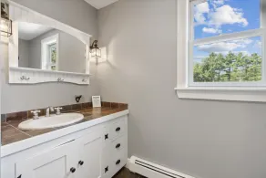 5 Bedroom, 4.5 Bathroom, In-ground Pool, Awning, Gym near Parsons Beach! - Image 4