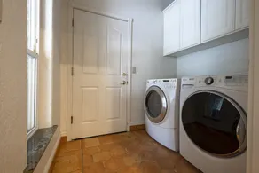 Lakeside Stone Cottage on 6 acres on Hammond--pet friendly - Image 2
