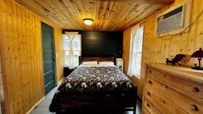 Lakefront Cabin w/ Dock & Kayaks, Peaceful MN Getaway. Cozy Charm - Cabin 2 - Image 5