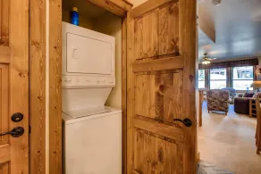 3 Br- Sleeps 8 with Jetted Tub - No CF - Image 2