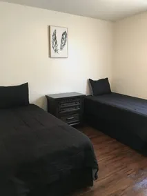 Spacious Furnished 2 Bedrooms, 1 Bathroom Apartment!  Your Home Away from Home - Image 5