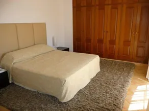 Smuk villa beliggende i bakkerne med en fantastisk udsigt - Image 2