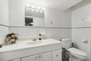 Family sized apartment 20min to Downtown - Image 4
