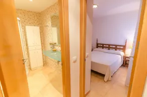 Club Villamar - Oplev den perfekte ferieresidens i Tossa de Mar med rolig beliggenhed, tæt på str... - Image 5