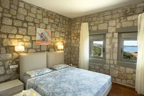 Villa Ellie -  Hydro massage, Private Pool, AC & WiFi - Image 5