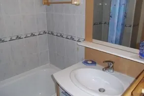 Studio 4 prs 1sdb Pied des Pistes tout confort  balcon sud soleil belle vue - Image 3