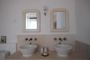 Magnificent Provencal farmhouse for 10 people with swimming pool - Image 3