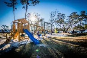 Biloxi Bay Adventure: Stay in Our Comfortable Camper Rental - Image 3