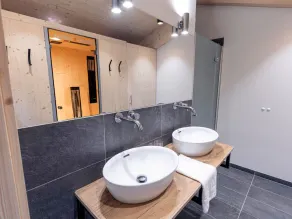 Modern apartment with two bathrooms, in nature - Image 3